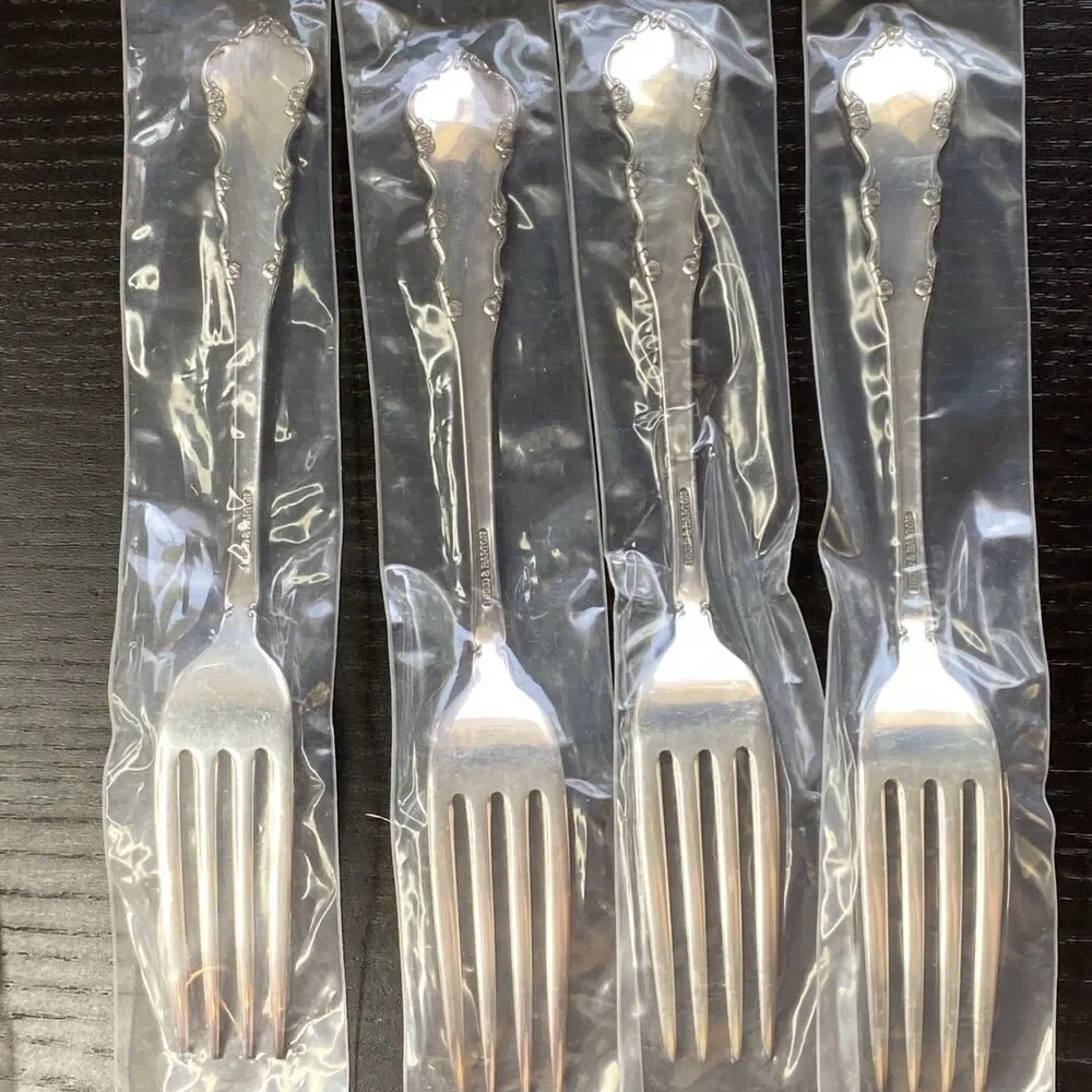Reed Barton Dresden Rose Silverware 4 Place Settings Of 5 Pcs Silverplated (20)